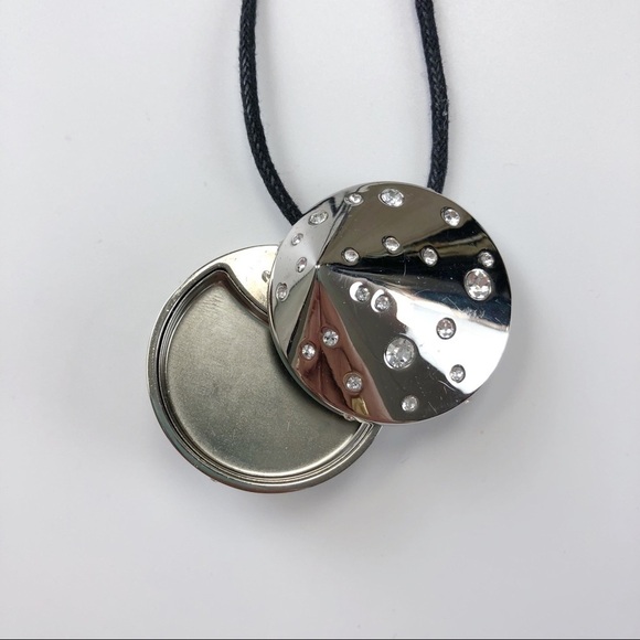 SWAROVSKI Limited edition clear stone necklace/locket - Picture 3 of 6
